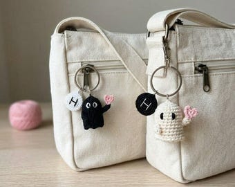 Personalized Crochet Ghost Keychain | Custom Initial Amigurumi Bag Charm | Cute Ghost with Heart | Spooky Cute Gift for Friend or Couple