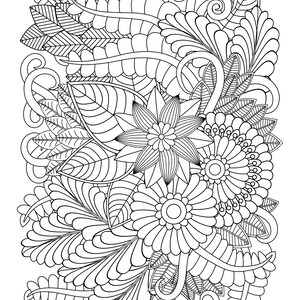 Peut inclure: Illustration florale en noir et blanc. L'image présente des dessins détaillés de fleurs, de feuilles et de motifs tourbillonnants, créant un design complexe et complexe. L'œuvre convient au coloriage ou comme élément décoratif.