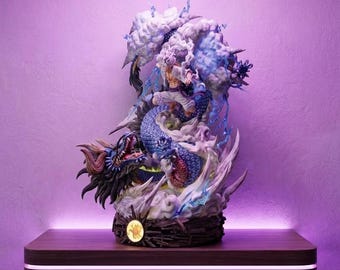 For manga fans: a Luffy action figure in Gear 5 mode based on anime. "Dragon Battle" statuette with light/lightning effects