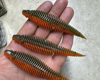4.75” Rib Worm (8count per pack)