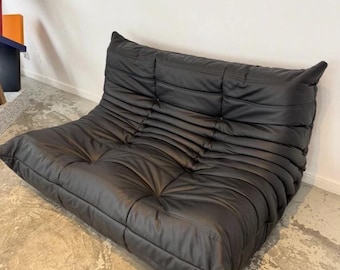 Divano Togo a 2 posti in pelle nera – Divano stile Ligne Roset, seduta bassa