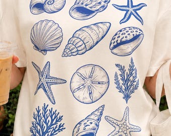 Kustnära snäckskal PNG | Snäckskal och sjöstjärnor illustration | Blå strandhavsgrafik | Strandig t-shirtdesign