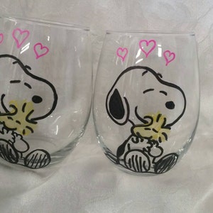 Hand etched and painted Snoopy & Woodstock stemless glass set image 6