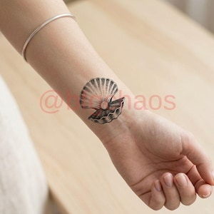 Pearl Shell Tattoo Flash – Fine Line Nautical Marine Design (Digital Download)