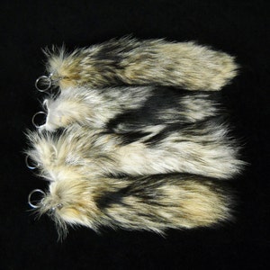 8&quot;-11&quot; Kit Fox Fur Tail Real Furry Totem Keychain Key Ring Ornament for Purse, Anime Costume, Etc
