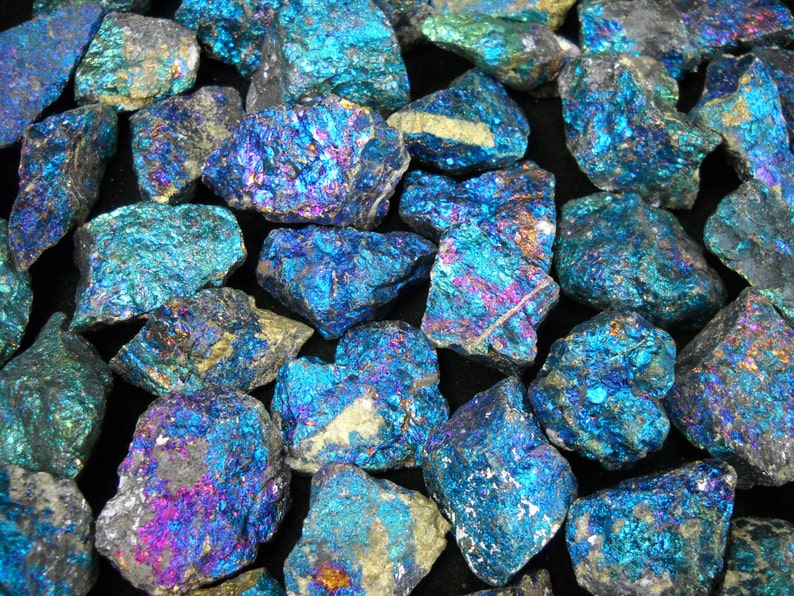 Multipack .51 GROOTTE KLEINE Peacock Ore edelsteen iriserende rotssteen kristallen chalcopyriet bornite blauw paars turquoise gouden exemplaar afbeelding 4