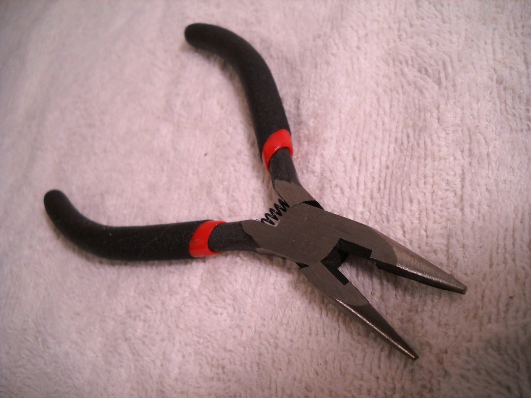 Basic Hair Extension Pliers Tool for Hair Feathers and Hair Extensions