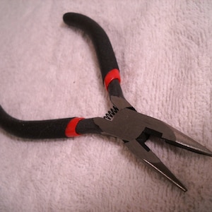 Basic Hair Extension Pliers Tool for Hair Feathers and Hair Extensions