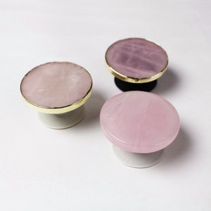 Titicacasøen krænkelse lounge Round Agate Popsockets ROSE QUARTZ Gold or Natural Edges - Etsy Denmark