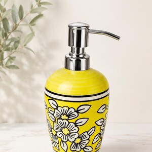 Distributeur de savon floral Pottery, pompe à lotion en céramique jaune pour cuisine et salle de bain