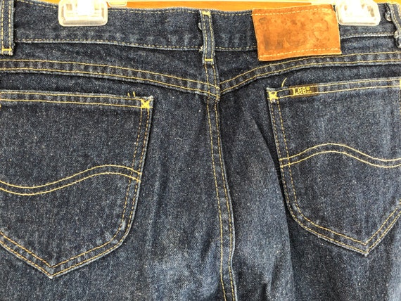 Dark wash ladies vintage Lee jeans.  High waist 3… - image 5