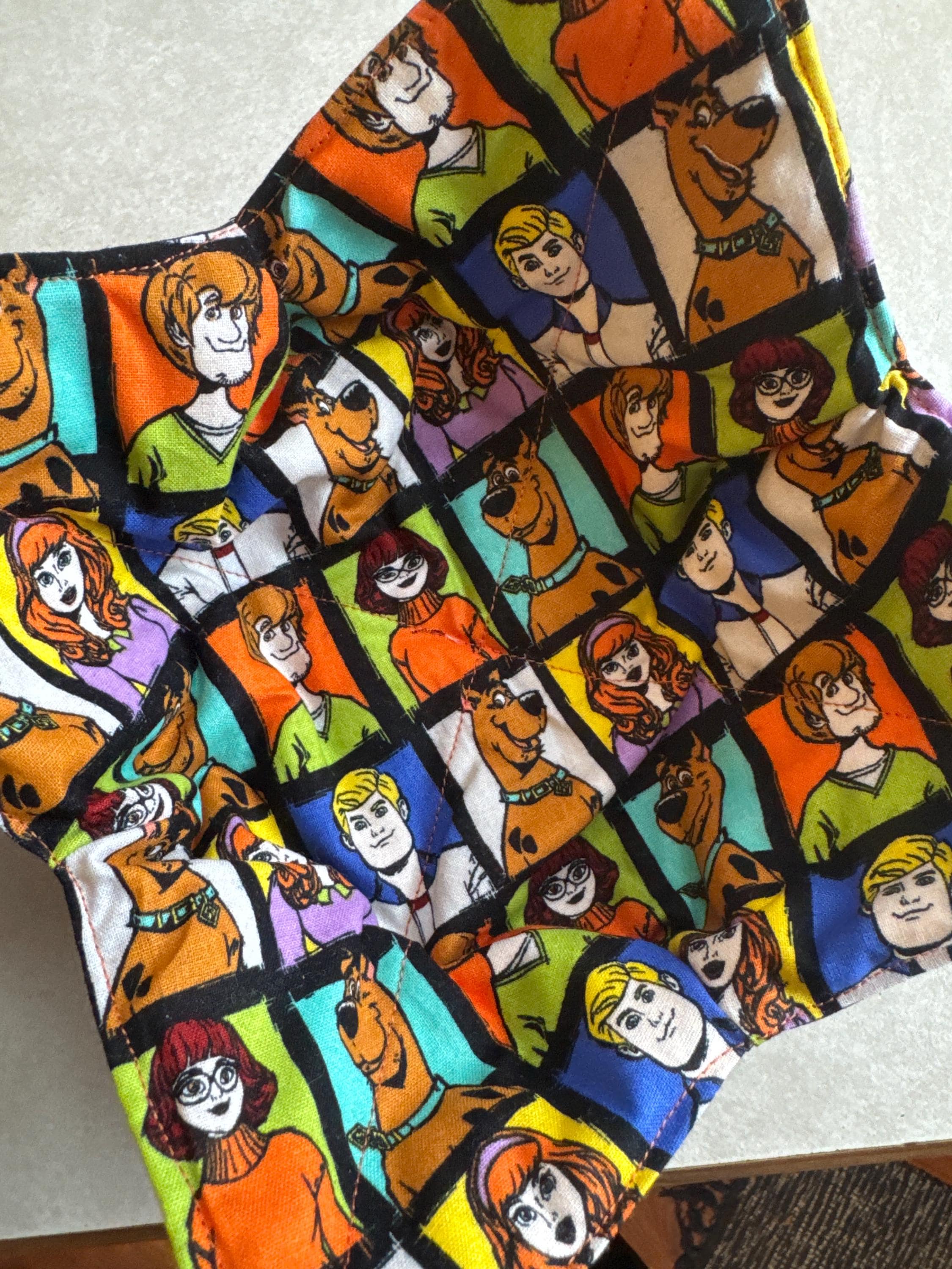 Reversible bowl cozy soup bowl holder college dorm microwave scooby doo theme shaggy daphne velma fred cartoon