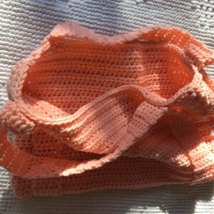 Medium Purse in a Salmon Pink Coral Color image 4