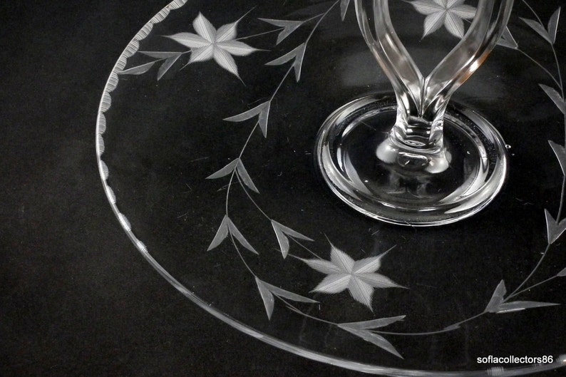 Bartlett Collins Glass Cut Floral Pattern Center Handle Server Etsy