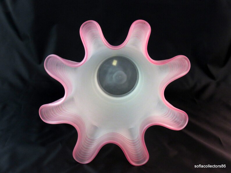 Monumental Handmade Empoli Pink Threaded Satin Vase by VAS Montelupo Fiorentino