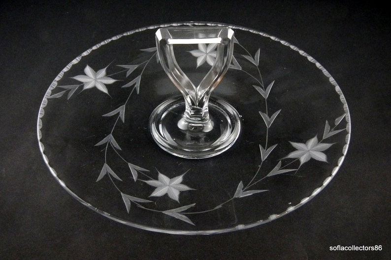 Bartlett Collins Glass Cut Floral Pattern Center Handle Server Etsy