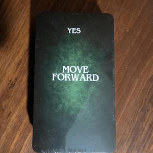 Training Wheels Tarot Quick Answer Oracle Deck – Color Coded Yes No Maybe Cards