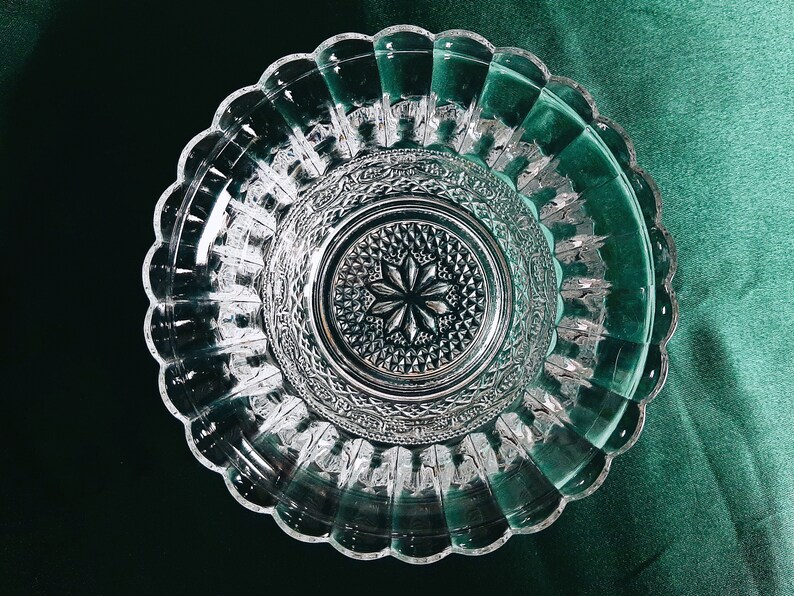 Ribbed Pressed Glass Bowl and Lid Dish KIG Indonesia Fleur De Lis image 9