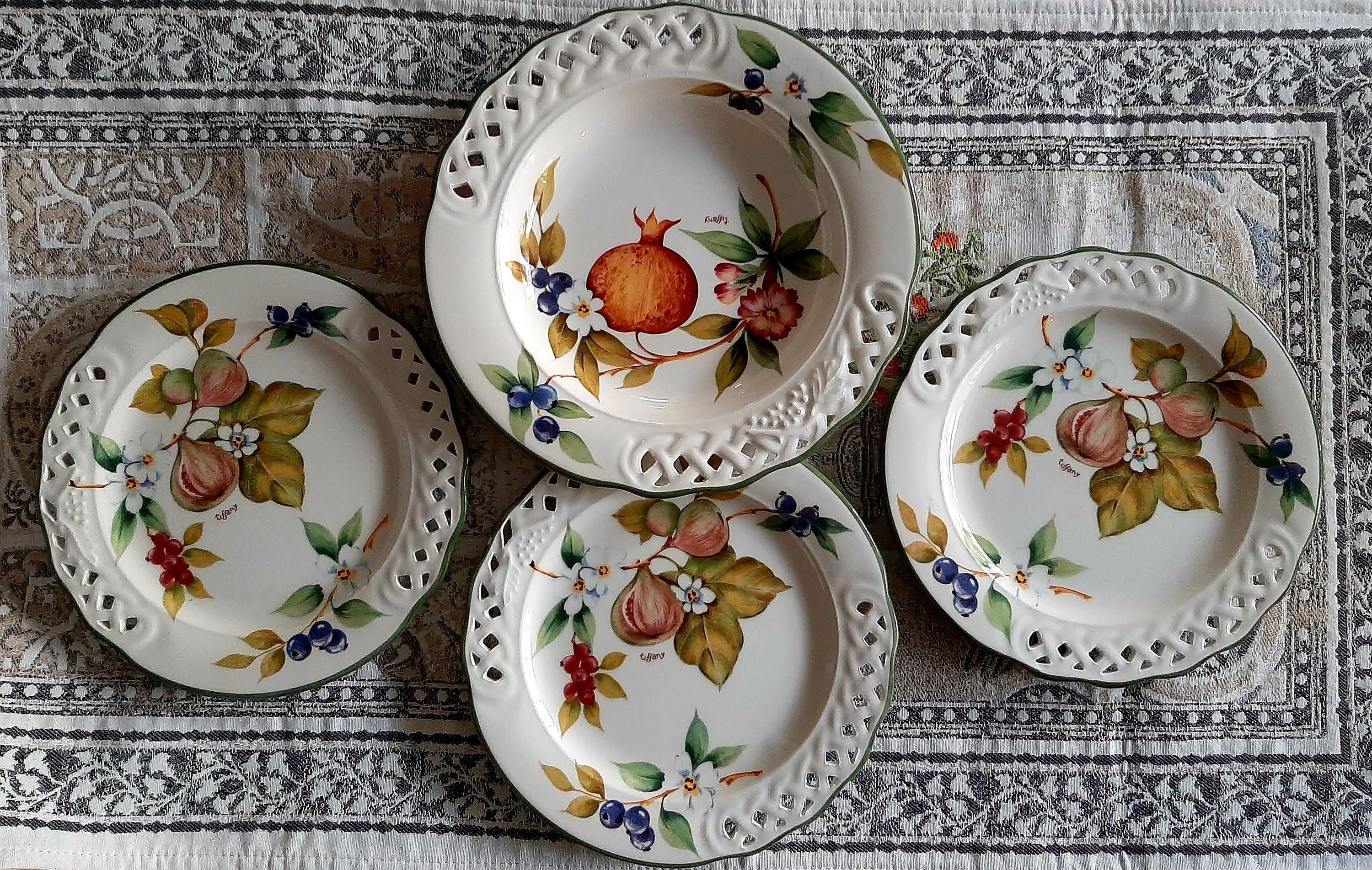 Tiffanys Plate Set - Etsy