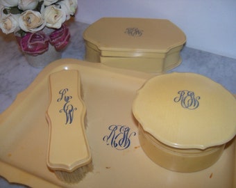 1920's Art Nouveau Celluloid Dresser Vanity SET Creamy Ivory 6 Pieces