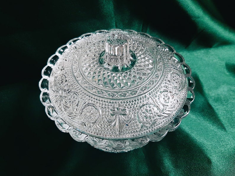 Ribbed Pressed Glass Bowl and Lid Dish KIG Indonesia Fleur De Lis image 6