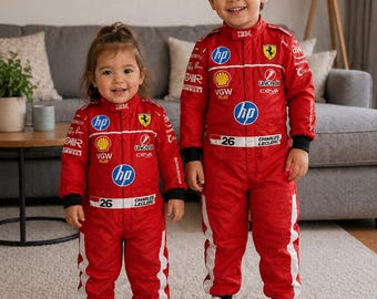 Traje de carreras de Fórmula 1 personalizado: Traje de karting personalizado con guantes y pasamontañas.