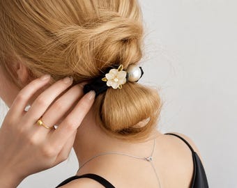 Black Gold Camellia Pearl Scrunchie, Elegant Flower Hair Tie, Luxury Inspired Ponytail Holder, Chic Feminine Teen Hair Accessory, Wrist Tie