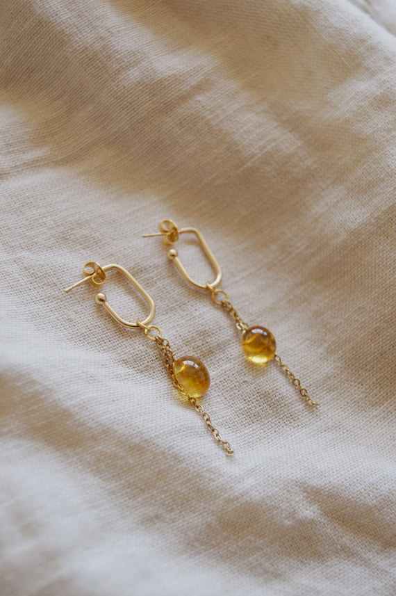 Pendientes de Vidrio Fundido Largos Dorados  Minimalistas, Joyería de Cristal Única Artesanal, Acero Inoxidable, Regalo Original para Mujer