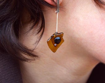 Pendientes de Vidrio Fundido Dorados, Joyería Elegante para Eventos, Pendientes Artesanales de Cristal, Acero Inoxidable, Regalo para Mujer.