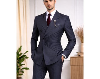 Traje formal de hombre gris oscuro, corte ajustado, doble botonadura, chaqueta y pantalón.