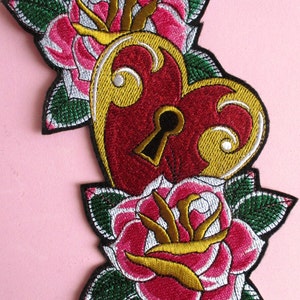 Large Embroidered Heart Locket with Roses Applique Patch, Iron On , Sew On, Valentine, Valentines Day, Sweetheart, Love Patch, Keyhole