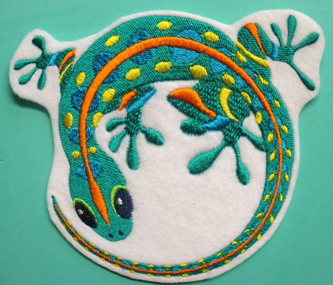 Large Tropical Colored Caribbean Gecko Applique Patch, Iron on or Sew