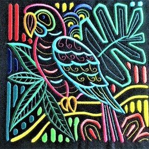 Embroidered Mola Applique Patch, People of Panama, Kuna, Guna, Parrot, Bright Native Colors, Sew On, Island, Tropical Jungle Setting, Parrot