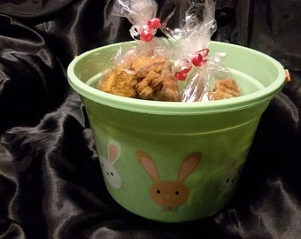 Easter Bunny Basket (50 Treat Count) (Medium Size)