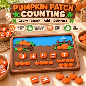Peut inclure: Un plateau éducatif Pumpkin Patch Counting avec des bordures marron, présentant un ciel bleu et un sol marron. Il comprend des pièces orange en forme de citrouille avec des chiffres, des signes plus et égal pour les maths, et des bols en bois.