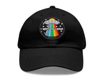 Gorra con parche de OVNI arcoíris (disponible en diferentes colores)