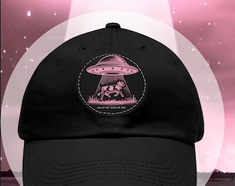 Gorra con parche de abducción de vaca por ovnis (disponible en diferentes colores)