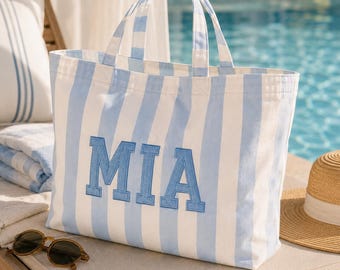 Borsa da spiaggia a righe personalizzata, borsa in tela con nome ricamato, regalo per damigella d'onore, borsa per addio al nubilato, borsa per viaggi estivi, regalo per viaggio tra amiche