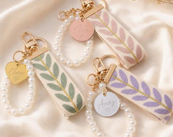 Portachiavi in acrilico personalizzato, braccialetto con perle e nome personalizzato, ciondolo per borsa inciso, regalo per mamma, insegnante o damigella d'onore, accessori per borse
