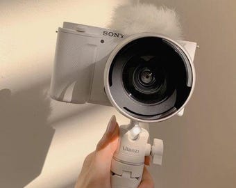 Sony ZV-E10 Content Creator Camera – 4K Video, Flip Screen, 16-50mm Lens, White