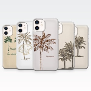 Può includere: Cinque cover trasparenti per smartphone con illustrazioni a linee marroni e verdi di palme. Una cover mostra un'amaca con il testo la siesta, un'altra una conchiglia e una terza il testo hang loose. I disegni sono stampati sulle cover trasparenti.