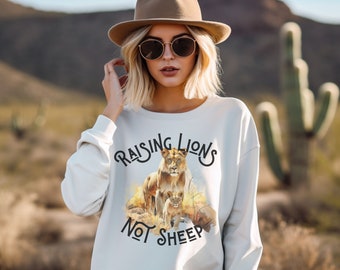 Raising Lions Not Sheep Sweatshirt, chemise de maman conservatrice, maman patriote, chemise protectrice de lionne, je ne coparente pas avec la chemise du gouvernement