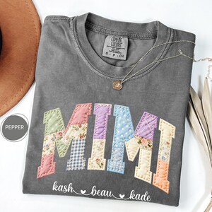 Personlig skjorta med nana-mönster i konstläder, Comfort Colors®-skjorta med barnbarn, personlig Mimi-tröja bild 7