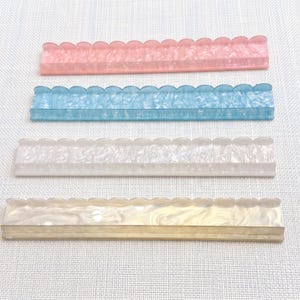 Supporto magnetico per tessere da Mahjong da 20 pollici con spingitore, in acrilico perlato (motivo a conchiglia smerlata)