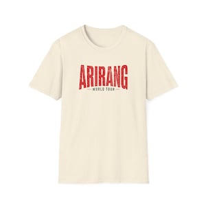 T-shirt « Je pourrais passer ma vie à regarder BTS » | T-shirt de la tournée mondiale ARIRANG | T-shirt de concert K-pop | Streetwear ARMY | Cadeau pour fan | Livraison rapide en UE image 7