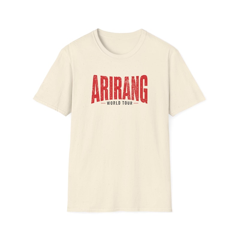 T-shirt « Je pourrais passer ma vie à regarder BTS » | T-shirt de la tournée mondiale ARIRANG | T-shirt de concert K-pop | Streetwear ARMY | Cadeau pour fan | Livraison rapide en UE image 7
