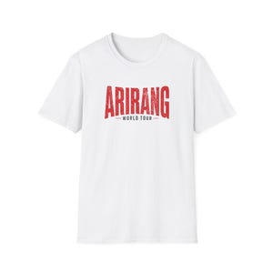 T-shirt « Je pourrais passer ma vie à regarder BTS » | T-shirt de la tournée mondiale ARIRANG | T-shirt de concert K-pop | Streetwear ARMY | Cadeau pour fan | Livraison rapide en UE image 6