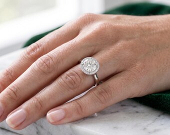 Round halo Lab Grown Diamond Solitaire Ring, Classic Prong Setting, IGI Certified Diamonds