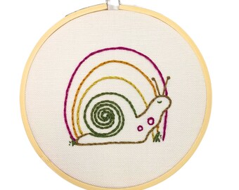 Snail Embroidery Kit, DIY Embroidery Kit, Beginner Embroidery, Cute Snail Craft