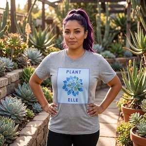 Plantelle Echeveria blauer Vogel Sukkulenten Tee | Lateinisches nichtbinäres LGBTQIA Pflanzenliebhaber-Shirt